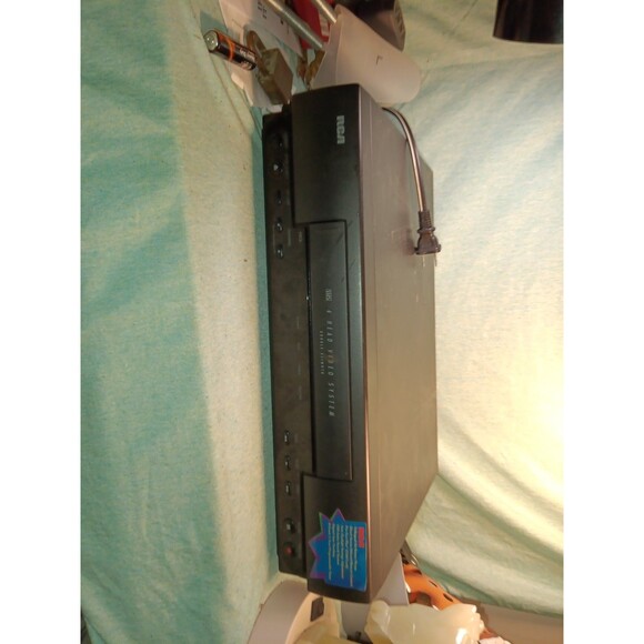 RCA VR508 VCR / VHS Player No Remote Tested Works Great - Picture 1 of 4